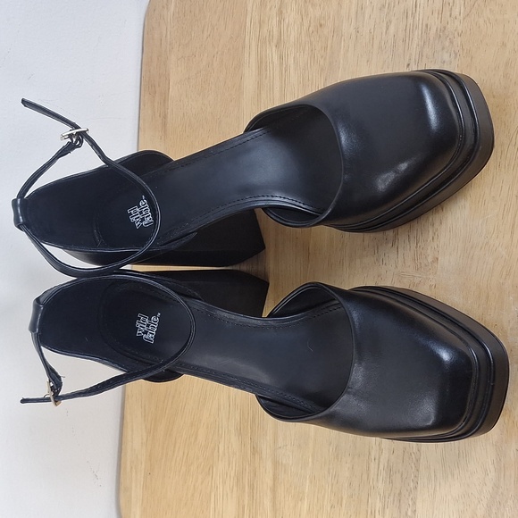 Wild Fable Black Square Toe Platform Block Heels Pumps Ankle Strap Size 8.5 - Picture 11 of 13